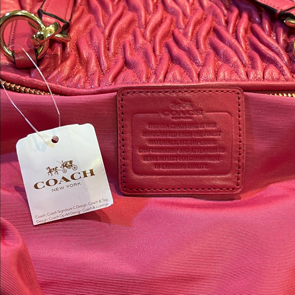 Coach Kelsy Pink Quilted Shoulder Bag in Twist Leather NWT - Picture 2 of 12